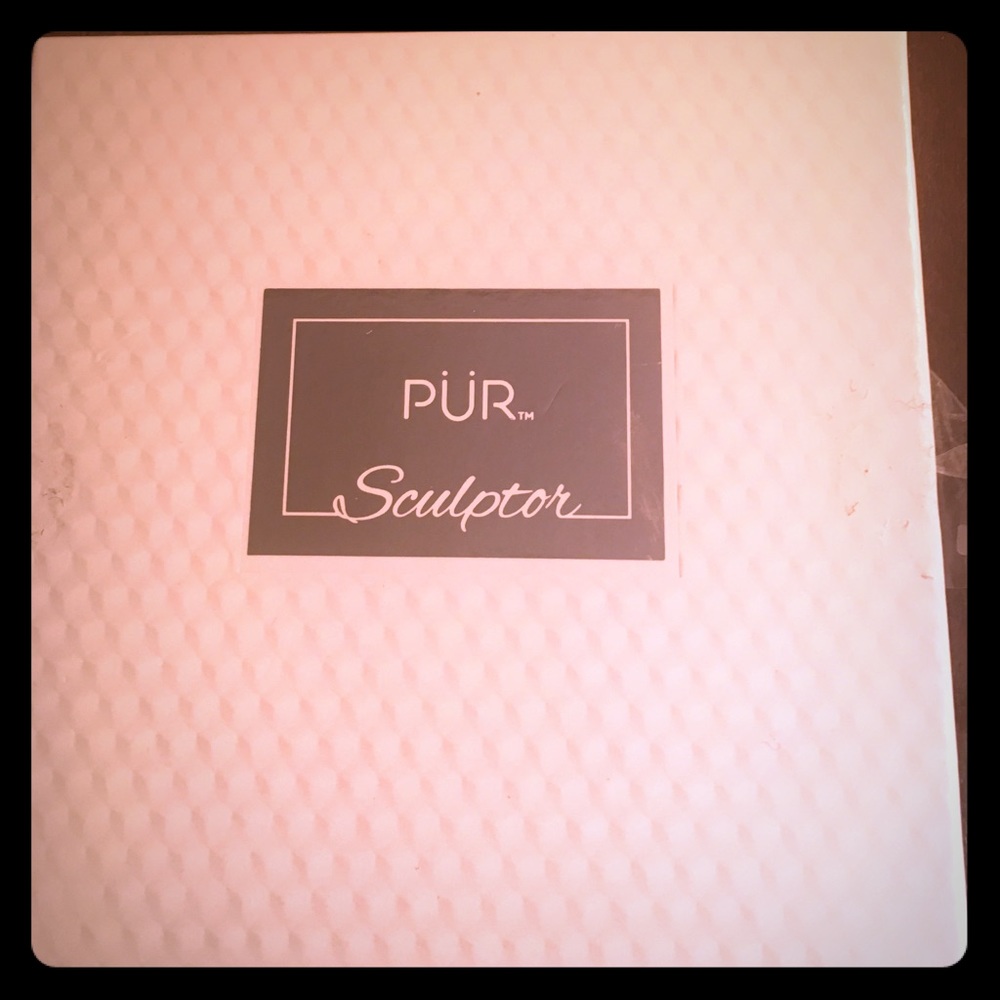 New Pur Sculptor Highlight and Contour Palette.
